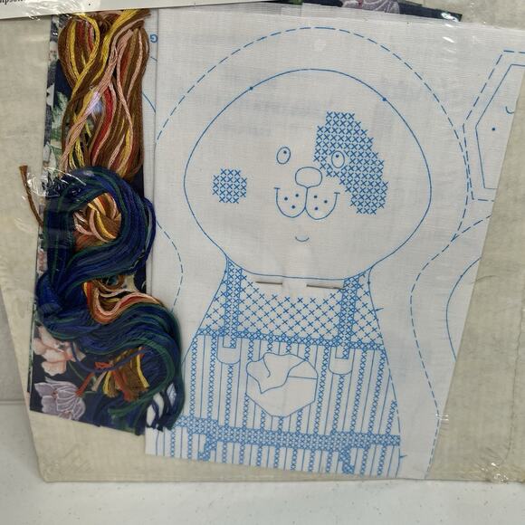 Vtg My Little Tagalong DOUGLAS DOG 8709 Cross Stitch Designs For The Needle NEW - Picture 11 of 11